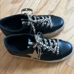 Stylish Black Kids Shoes with Star Design